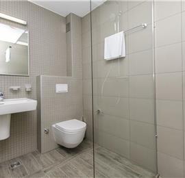 5 bedroom beachfront villa with heated pool near Omis, sleeps 9